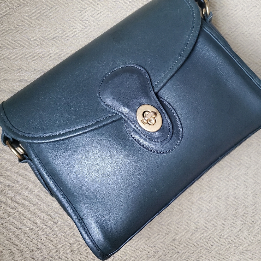 Vintage Coach Devon Crossbody Bag GREEN